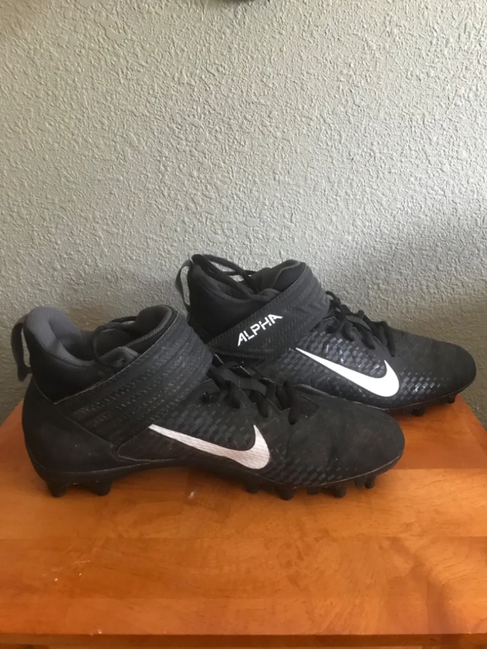 Nike Alpha Menace football cleats